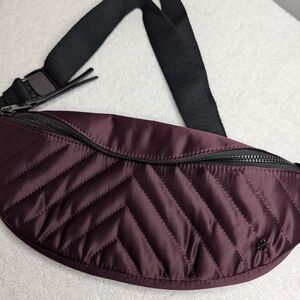 Athelta Kinetic Shine Waistbag - Barely Used, Excellent Condition